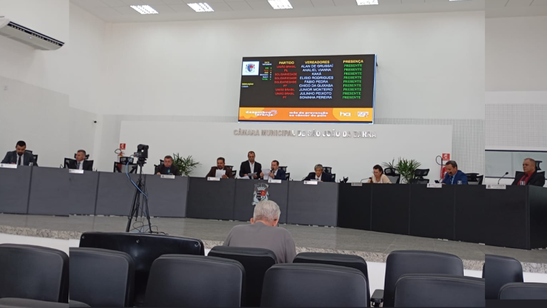 Vereadores, prefeita e vice-prefeito de São João da Barra são diplomados pela Justiça Eleitoral